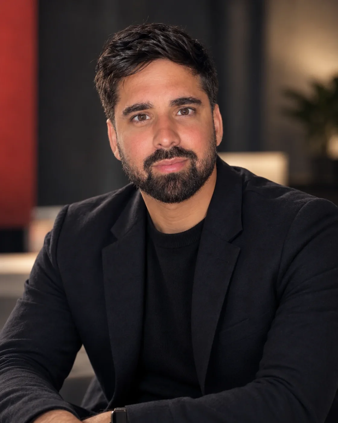 Portrait de Navid Bhatti, fondateur de Hub Kitchen Group